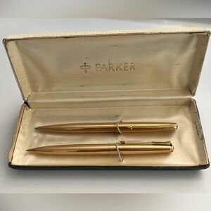 Parker 61 Elegant Gold Pen & Pencil Set